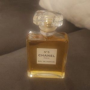 Chanel number 5 eau de parfum was a gift used it 3 times 3.O7 ounce